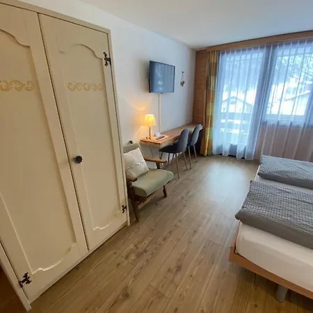 Отель Garni Jaegerhof 3*
