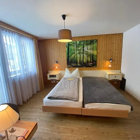 Отель Garni Jaegerhof Зас-Фе
