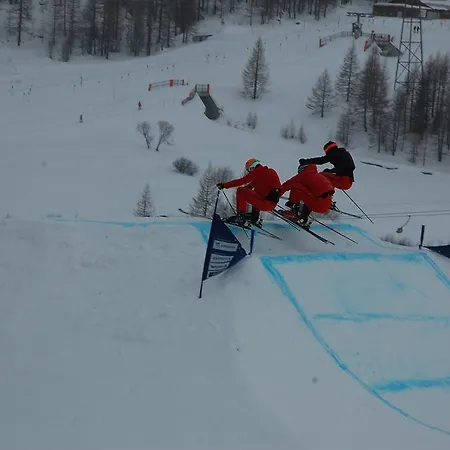 Ξενοδοχείο Garni Jaegerhof Saas Fee