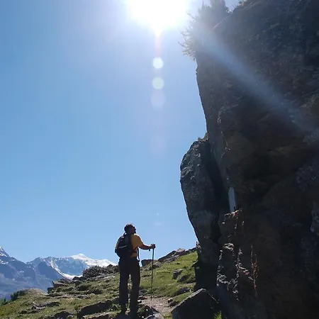 Отель Garni Jaegerhof Зас-Фе